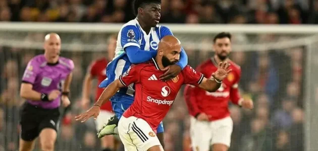 باليبا ينتظر الانتقال إلى مانشستر يونايتد، لكن تشواميني له الأولوية