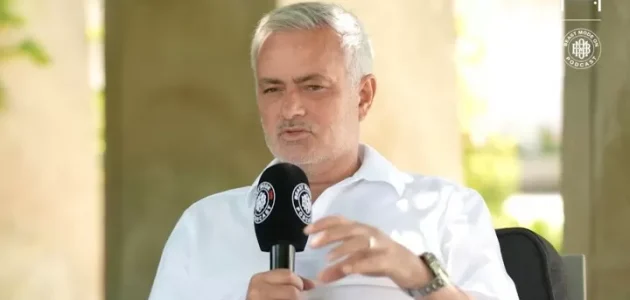مورينيو: لم يفز بنفيكا بالدوري، لكنه أنهى الموسم دون هزيمة، وفي قلبي هذا هو لقبي التاسع في الدوري.