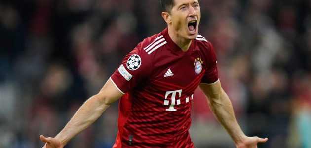 روبرت ليفاندوفسكي سينضم إلى فريق شيكاغو فاير كلاعب حر
