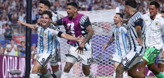 الأرجنتين 3-1 سويسرا: هدفا ألفاريز ومارتينيز في الوقت الإضافي يمهدان الطريق أمام إنجلترا لمباراة نصف النهائي