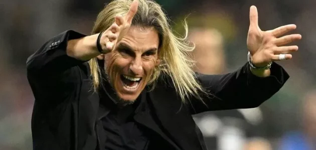 رسميًا: إقالة بيكاسيسي، مدرب منتخب الإكوادور الوطني