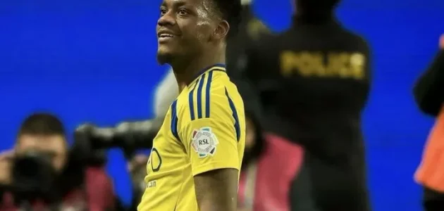 بنفيكا يفتح محادثات مع النصر لضم دوران