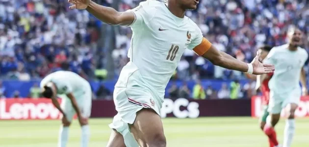 فرنسا 2-0 المغرب: مبابي وديمبيلي يسجلان ليقودا فرنسا إلى نصف النهائي