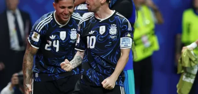 رسميًا: ميسي يُتوّج بجائزة أفضل لاعب في مباراة إنجلترا والأرجنتين بعد تمريرتين حاسمتين