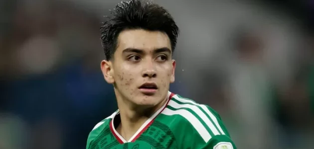 ماك أليستر: مورا سيكون بالتأكيد لاعبًا عظيمًا