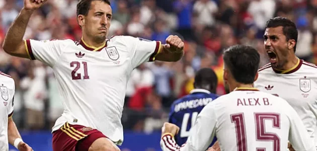 فرنسا 0-1 إسبانيا: ركلة جزاء من أويارزابال تمنح التقدم لمنتخب لاروخا بينما يخرج ساليبا