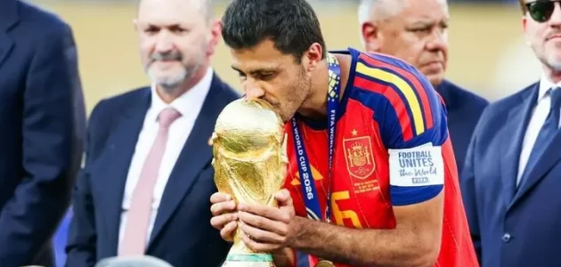 رودري: الفائز بكأس العالم مع مانشستر سيتي سيخضع لعملية جراحية في الظهر وقد يغيب عن بداية موسم الدوري الإنجليزي الممتاز