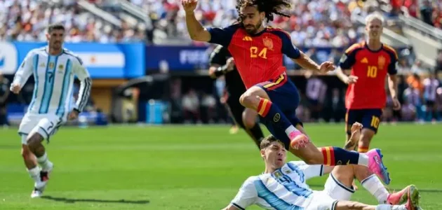 إحصائيات الشوط الأول من نهائي كأس العالم: إسبانيا تستحوذ على الكرة بشكل كبير، والأرجنتين لا تسدد أي تسديدة.