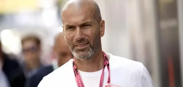 وزير الرياضة الفرنسي: لن أعلن عن مدرب وطني جديد، لكن لا ينبغي لفرنسا أن تفوت فرصة التعاقد مع زيدان