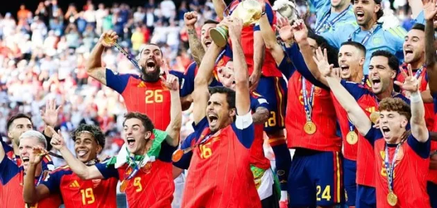 أبطال كأس العالم لحظات الأحتفال بالكأس!